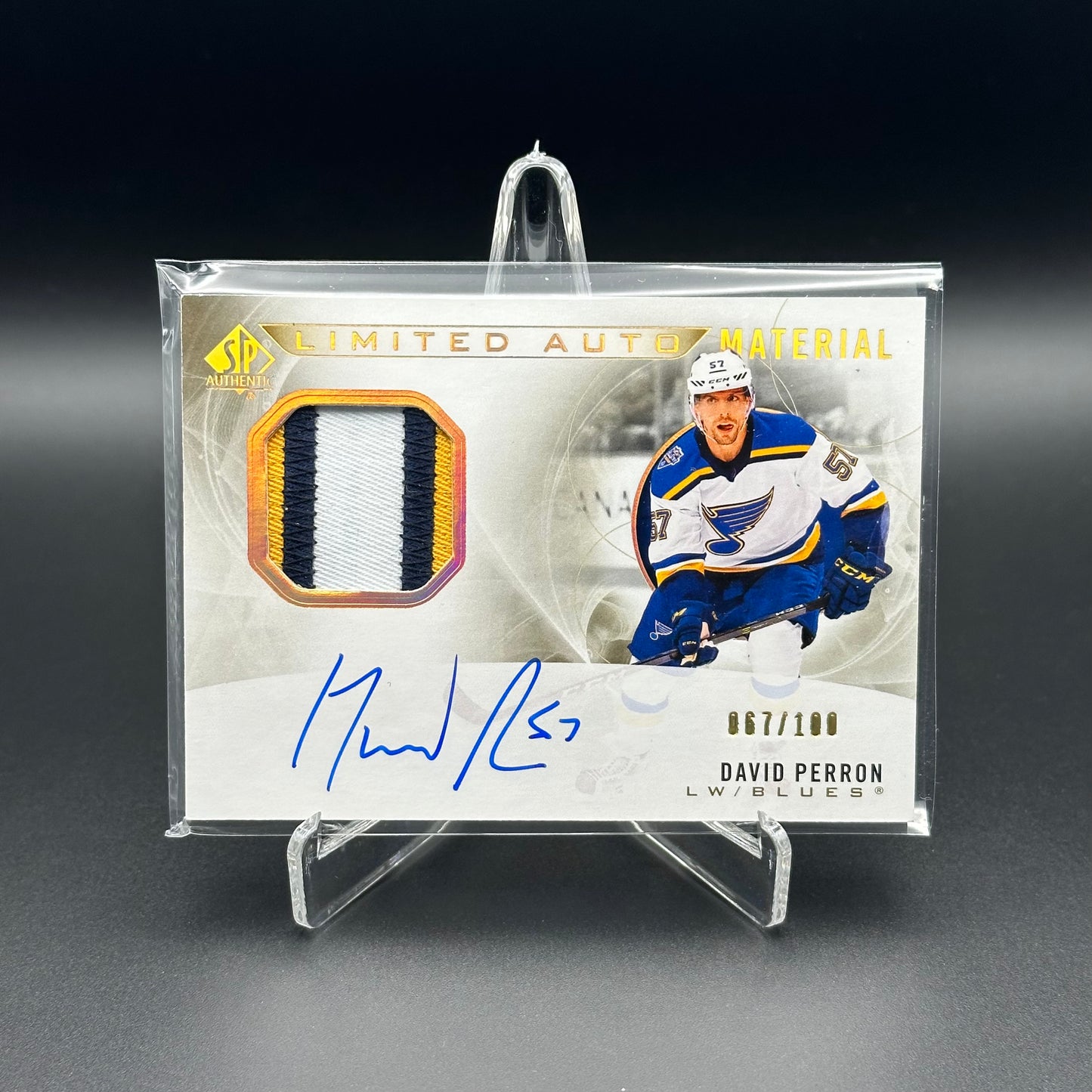 2020-21 UD SP Authentic DAVID PERRON #LAM-DP Limited Auto Material /100 Patch