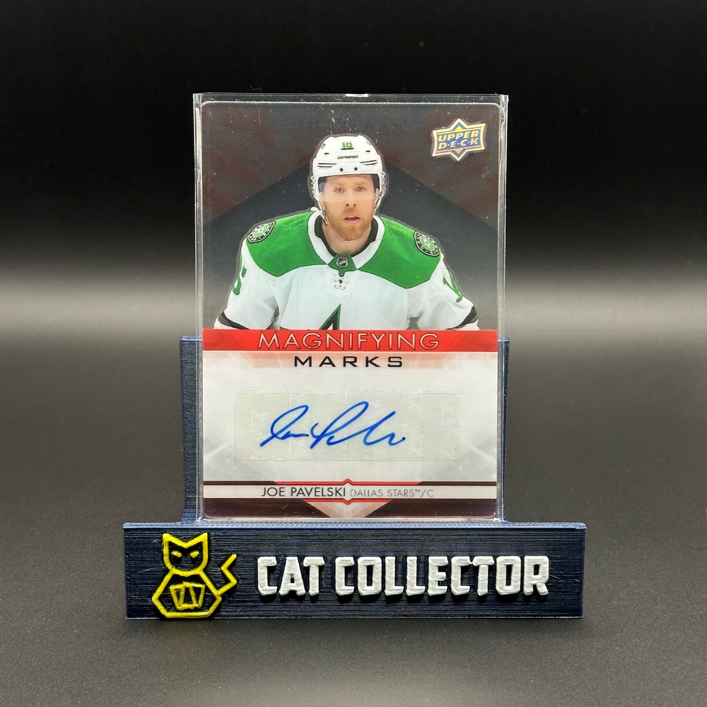 2021-22 UD Ovation JOE PAVELSKI #MM-JP UD Glass Magnifying Marks /10 Auto