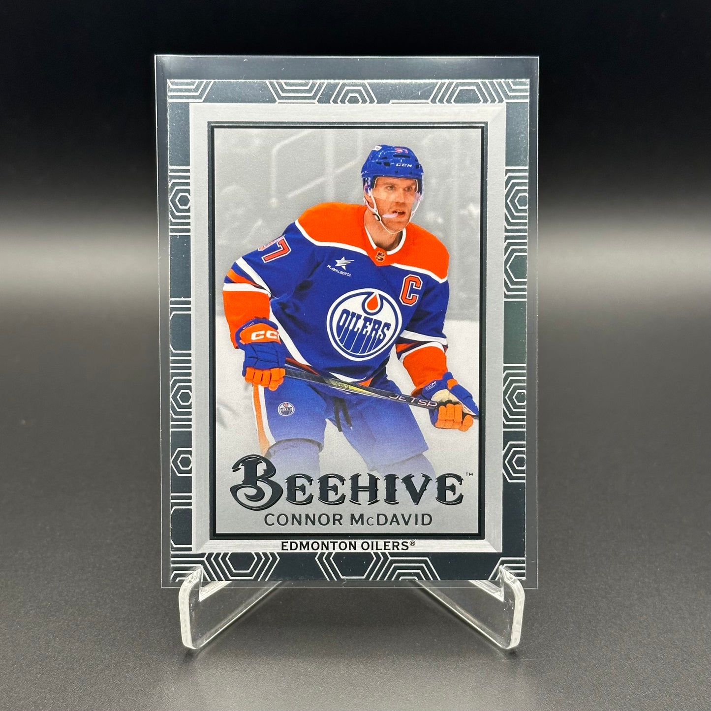 2024-25 Upper Deck Extended series CONNOR MCDAVID #BH-6 Beehive