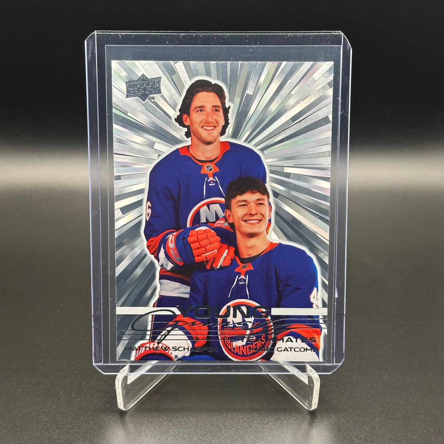 2025-26 Upper Deck Series 2 MATTHEW SCHAEFER / MARC GATCOMB #499 Young guns Teammates Outburst RC