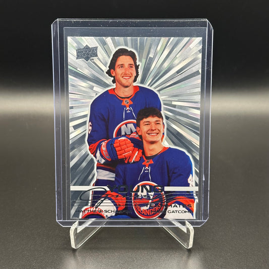 2025-26 Upper Deck Series 2 MATTHEW SCHAEFER / MARC GATCOMB #499 Young guns Teammates Outburst RC