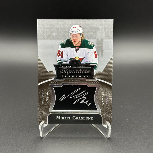 2016-17 UD Black Diamond MIKAEL GRANLUND #SP-MG Signature Placards AUTO