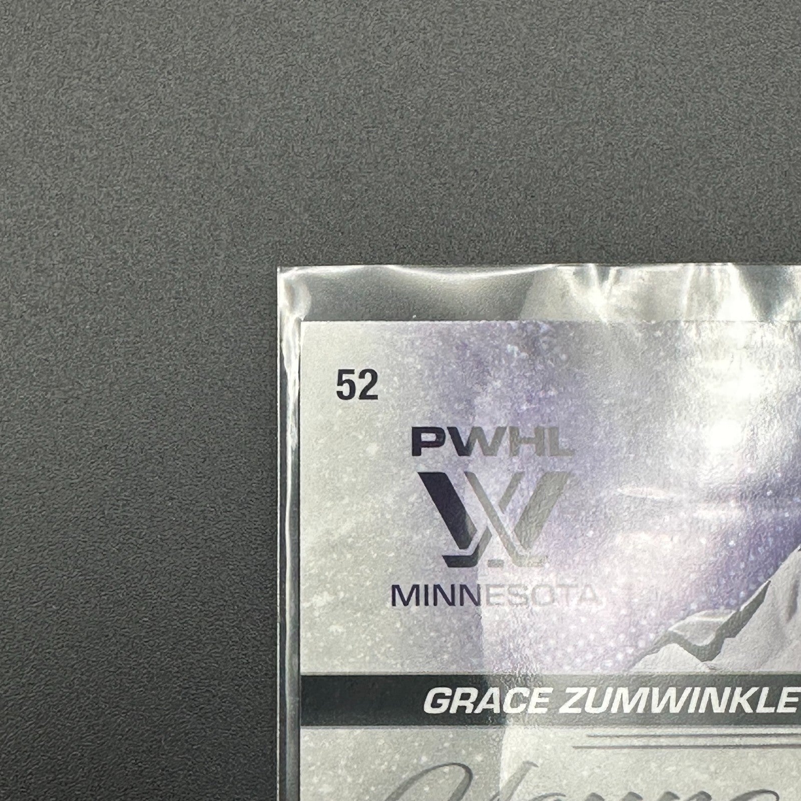 2024-25 Upper Deck PWHL GRACE ZUMWINKLE #52 Young guns RC - 1st EDITION!