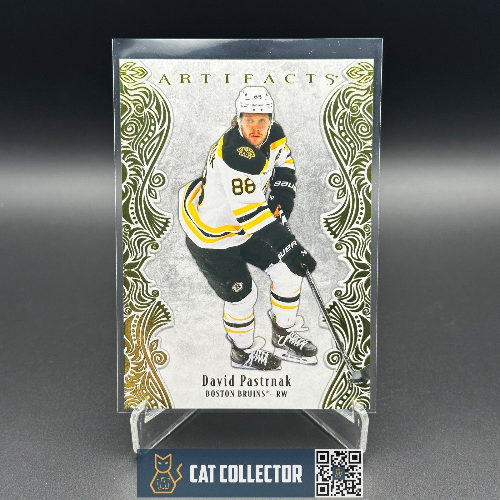 2025-26 UD Artifacts DAVID PASTRNAK #78 Yellow /50 Boston Bruins