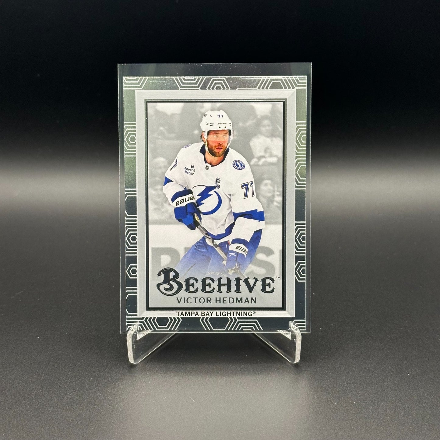 2024-25 UD Extended series VICTOR HEDMAN #BH-10 Beehive - Tampa Bay Lightning