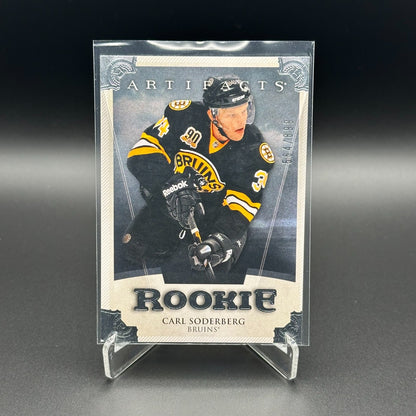 2013-14 UD Artifacts CARL SODERBERG #RED202 Rookie RC /899 - Boston Bruins